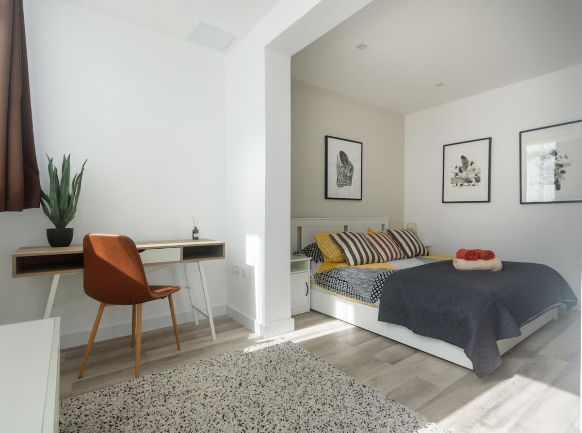 Sarah'S Penthouse In Sliema Lägenhet Exteriör bild